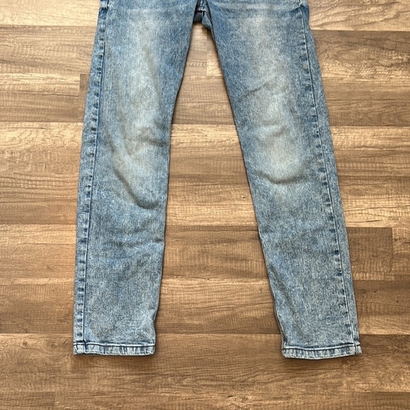 Wrangler Girls Faded Washed Denim Slim Fit Jeans size 16 - Picture 3 of 11